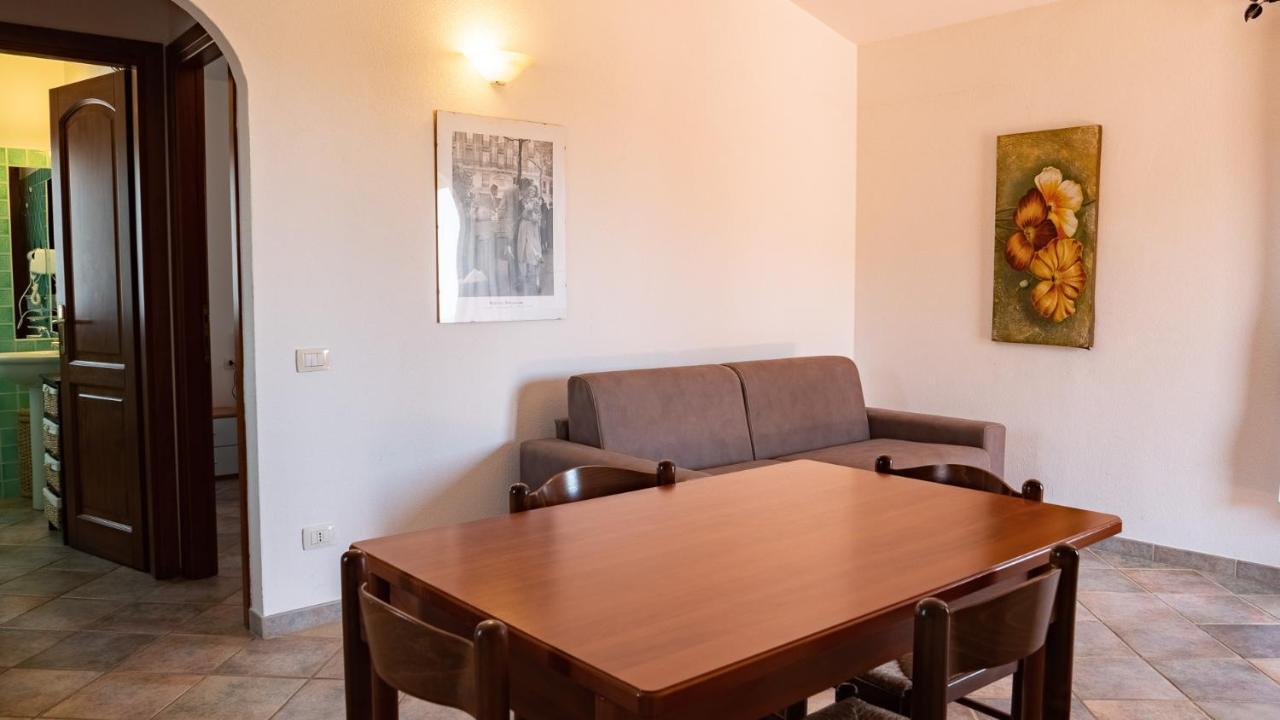 Casa Vacanza La Suaredda Сан-Теодоро Экстерьер фото