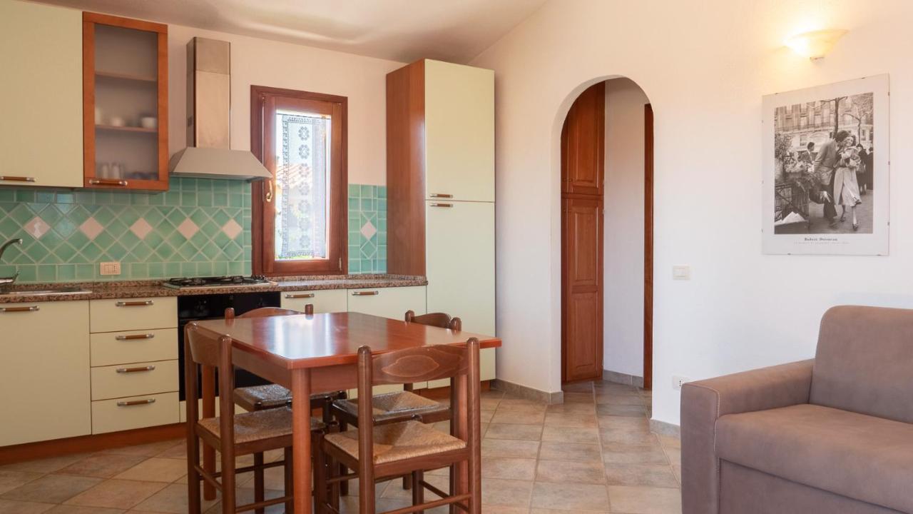 Casa Vacanza La Suaredda Сан-Теодоро Экстерьер фото