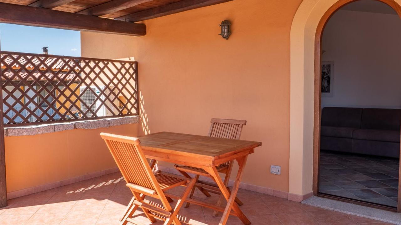 Casa Vacanza La Suaredda Сан-Теодоро Экстерьер фото