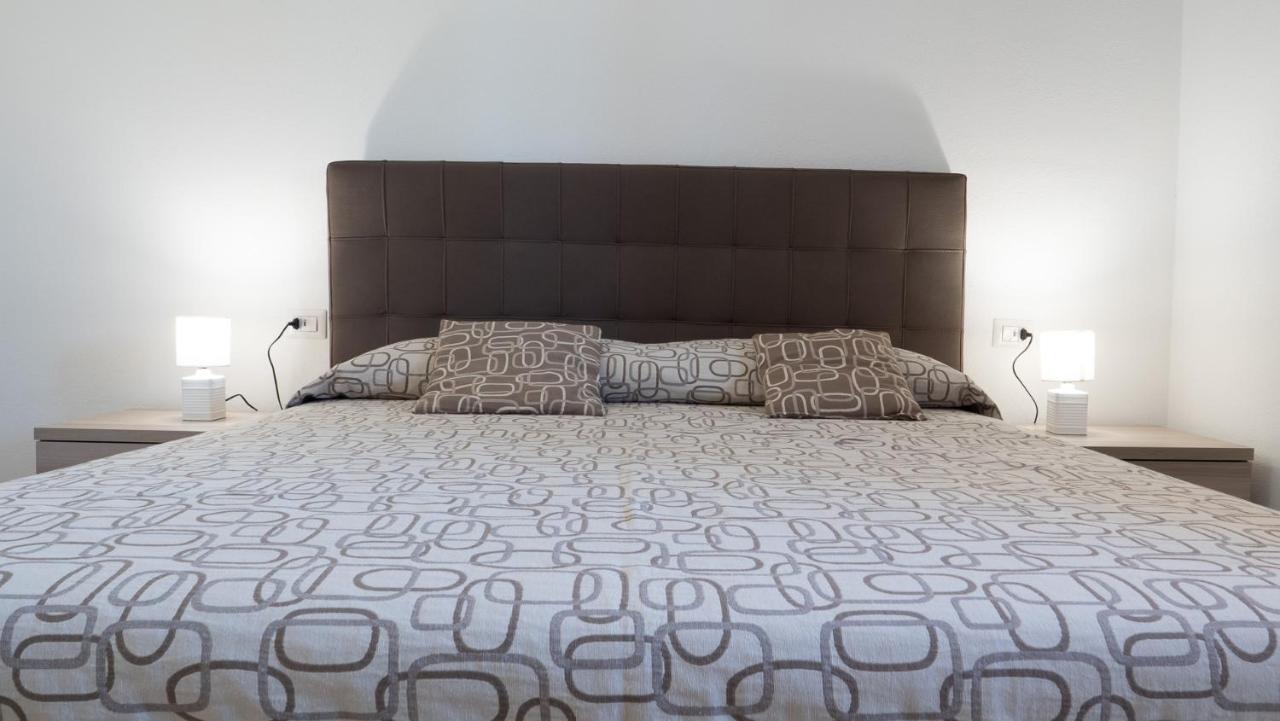 Casa Vacanza La Suaredda Сан-Теодоро Экстерьер фото