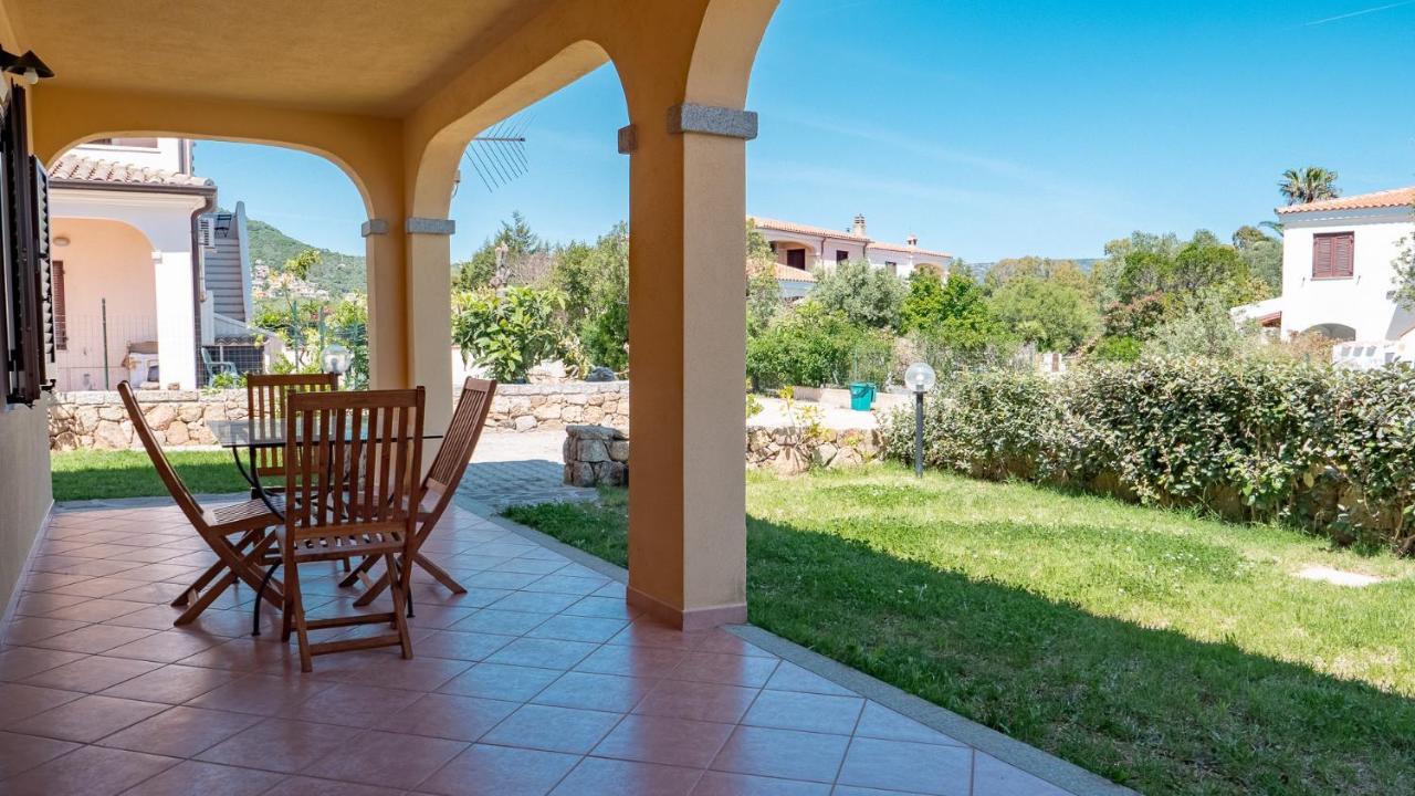 Casa Vacanza La Suaredda Сан-Теодоро Экстерьер фото
