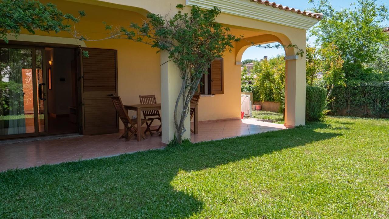 Casa Vacanza La Suaredda Сан-Теодоро Экстерьер фото