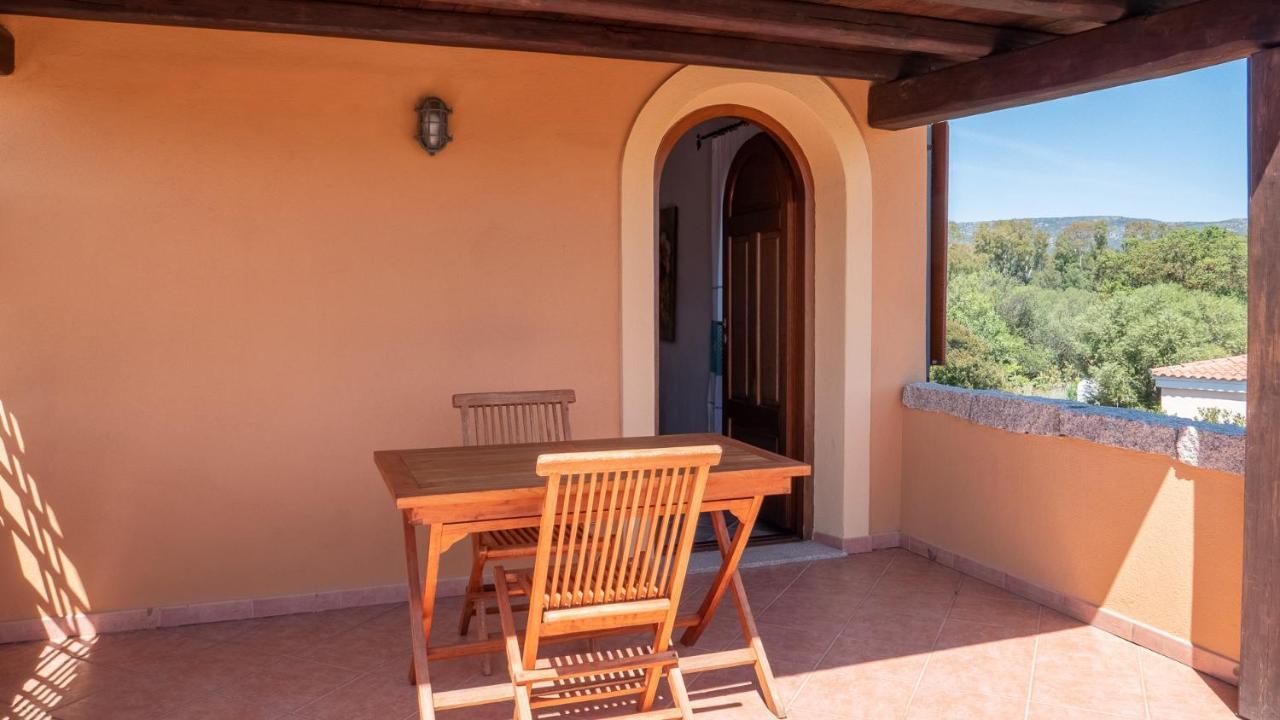 Casa Vacanza La Suaredda Сан-Теодоро Экстерьер фото