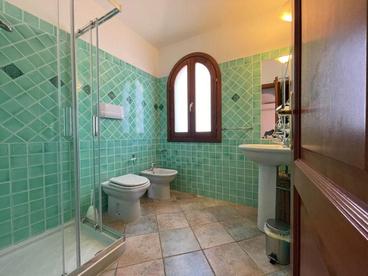 Casa Vacanza La Suaredda Сан-Теодоро Экстерьер фото